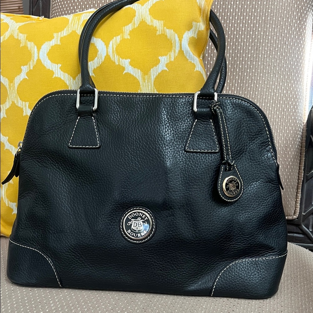 Dooney & Bourke black leather satchel with hang tag GUC